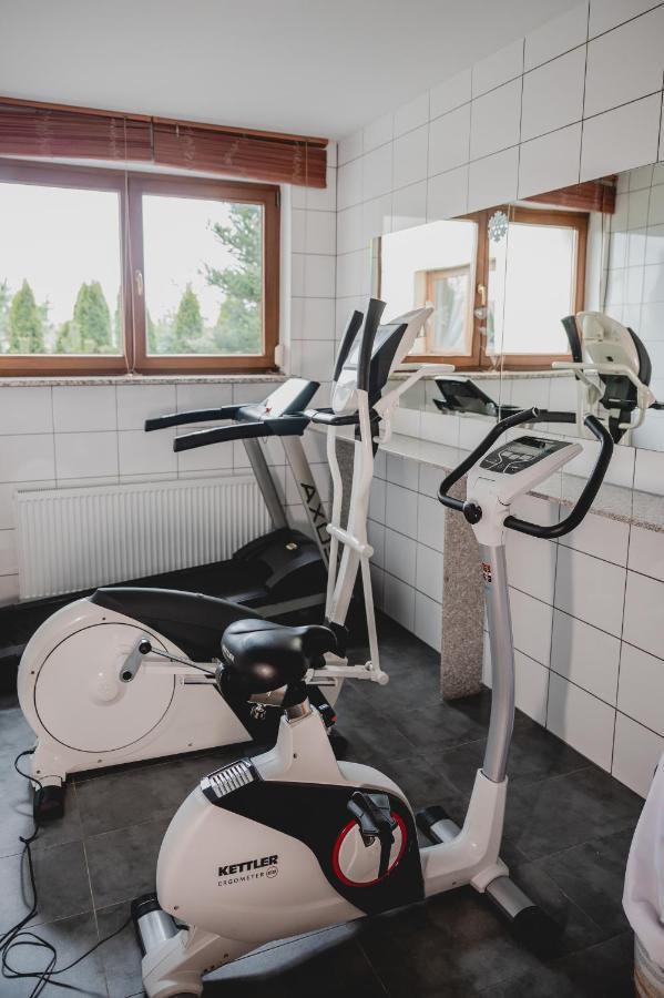 Hotel Nad Morzem- Art-Pension Świerzno Kültér fotó